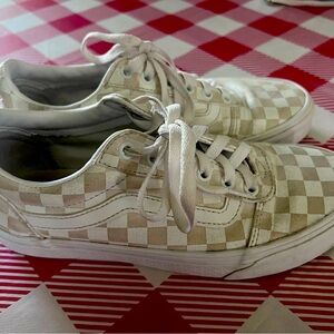 Checkered Vans Off The Wall Old School White and Tan Sneakers